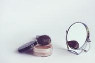 cosmetics-powder-cosmetic-brush-1543271.jpg