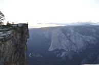 yosemite-valley-rugged-cliff-1031575.jpg