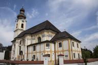 baroque-church-gem-building-117001.jpg