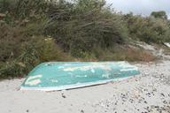 boat-beach-marine-abandoned-605314.jpg