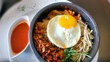 bibimbap-korean-cuisine-rice-egg-472698.jpg