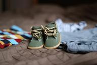 shoes-pregnancy-child-clothing-505471.jpg