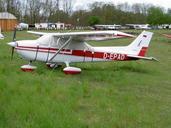 Cessna 172 D-EPAD at Saarmund, 15 May 2005.jpg