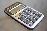 calculator-accounts-mathematics-1330101.jpg