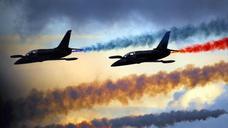 air-show-formation-military-622812.jpg