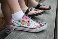 feet-girls-shoes-sandals-summer-322007.jpg