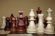 chess-chess-pieces-chess-game-335137.jpg