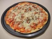 pizza-pepperoni-tomato-mushrooms-620421.jpg