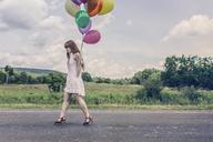 balloons-party-girl-happy-walking-388973.jpg