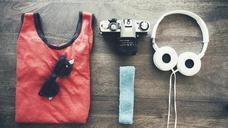 headphones-earphones-photo-camera-405908.jpg