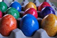 easter-eggs-colored-colorful-range-912969.jpg