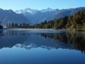 mirror-lake-new-zealand-nature-1500314.jpg