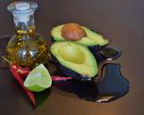 avocado-frisch-food-vegetarian-978168.jpg