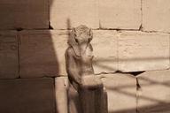 egypt-statue-bust-temple-complex-437103.jpg