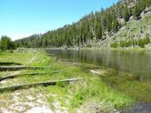 yellowstone-national-park-wyoming-77891.jpg