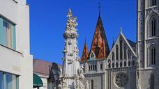 budapest-statue-of-the-holy-trinity-85249.jpg