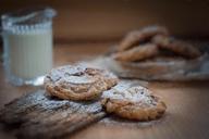 cookies-sweet-pastries-eat-food-1263273.jpg