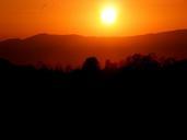 sunset-sun-mountain-sky-red-488369.jpg