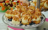 cream-puff-cream-pastries-bake-831133.jpg