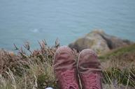 shoes-hipster-water-grasses-howth-1336324.jpg