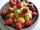 chocolate-cake-with-fruit-mountain-356023.jpg