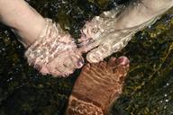 feet-water-refreshing-spa-908270.jpg