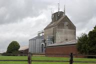 silo-farm-bauer-farmer-agriculture-977375.jpg