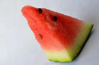 watermelon-seeds-melon-cut-fruits-390313.jpg