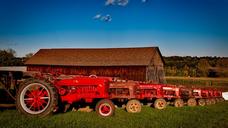 farmall-tractors-vintage-antique-1601628.jpg