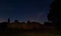 starry-shooting-star-ruins-castle-577237.jpg