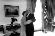 President_and_Mrs._Ford_hug_-_NARA_-_7140623.jpg