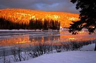 winter-landscape-ice-water-mountain-701790.jpg