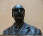 Bust de Manuel González Martí, al museu de cerèmica que porta el seu nom.JPG