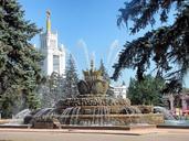 moscow-russia-fountain-water-108649.jpg