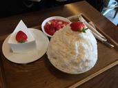 strawberry-ice-cake-dessert-665193.jpg