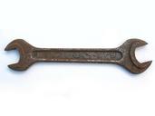 key-tool-old-garage-rust-metal-683546.jpg