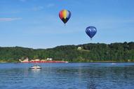 balloons-hot-air-rising-sky-699584.jpg