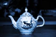 porcelain-tea-pot-garnish-1504173.jpg