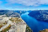 fjord-norway-water-coast-shore-984130.jpg