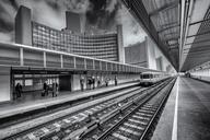 station-metro-underground-train-752147.jpg