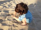 beach-children-feelings-friendship-602484.jpg