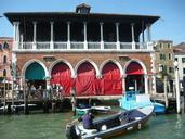 venice-italy-boat-building-406604.jpg