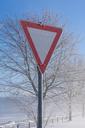 traffic-sign-winter-hoarfrost-fog-622981.jpg