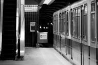 subway-station-train-transportation-923982.jpg