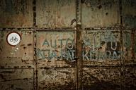 old-garage-door-rust-iron-102272.jpg