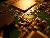 computer-board-electronics-941257.jpg