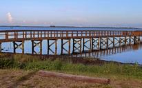 boardwalk-sea-pedestrian-dawn-1525327.jpg