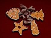 gingerbread-christmas-538804.jpg