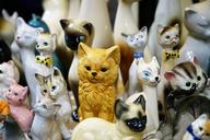 toys-cat-dog-ceramics-sculpture-1177585.jpg