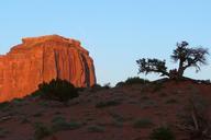 monument-valley-desert-red-rocks-56427.jpg